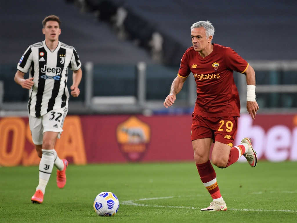 意媒爆料：罗马队长佩莱格里尼重伤，赛季恐提前结束，至少缺阵两月